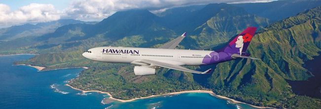 Hawaiin  airplane flying